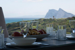 Отель Brand New Luxury Apartment Sea, Golf and Gibraltar View  Ла-Линеа-Де-Ла-Консепсион